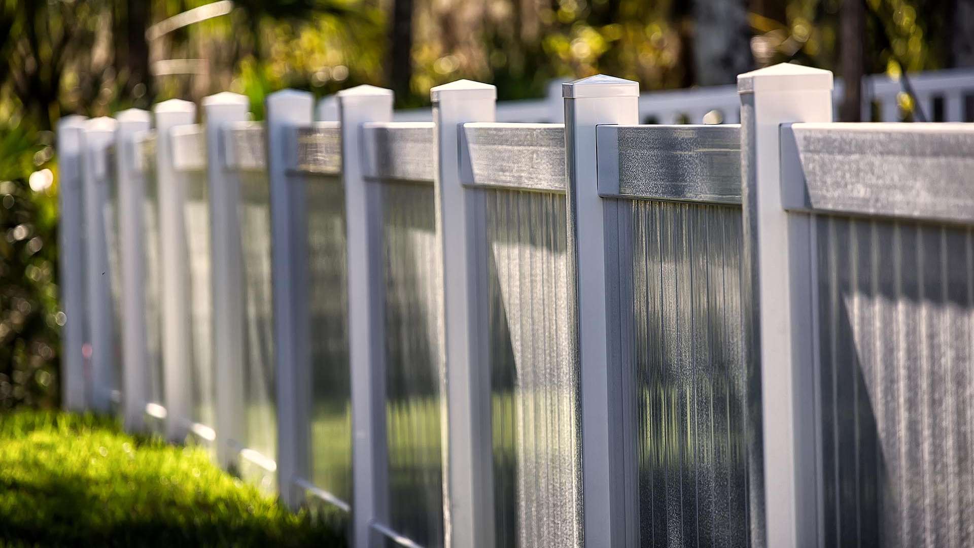 East County Fencing White Vinyl Fence